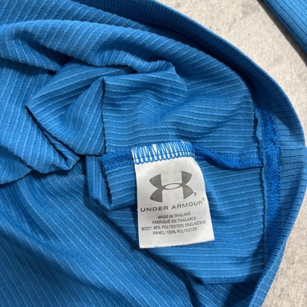 Under Armour Blue Polyester Long Sleeve Shirt White Shoulder Stripes Size XXL - Picture 3 of 4